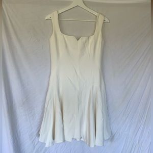 Alexander McQueen white circle skirt mini dress. Size 38